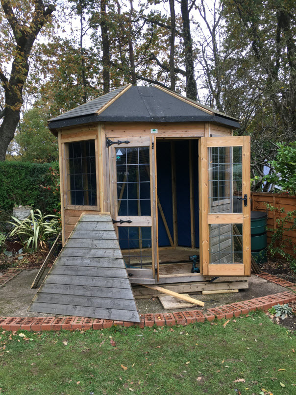 summerhouse-roof
